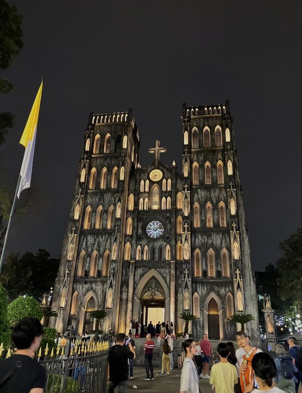 ベトナム・ハノイ「ハノイ」の写真：大教会
18時ごろに聞こえた鐘の音は確か...
