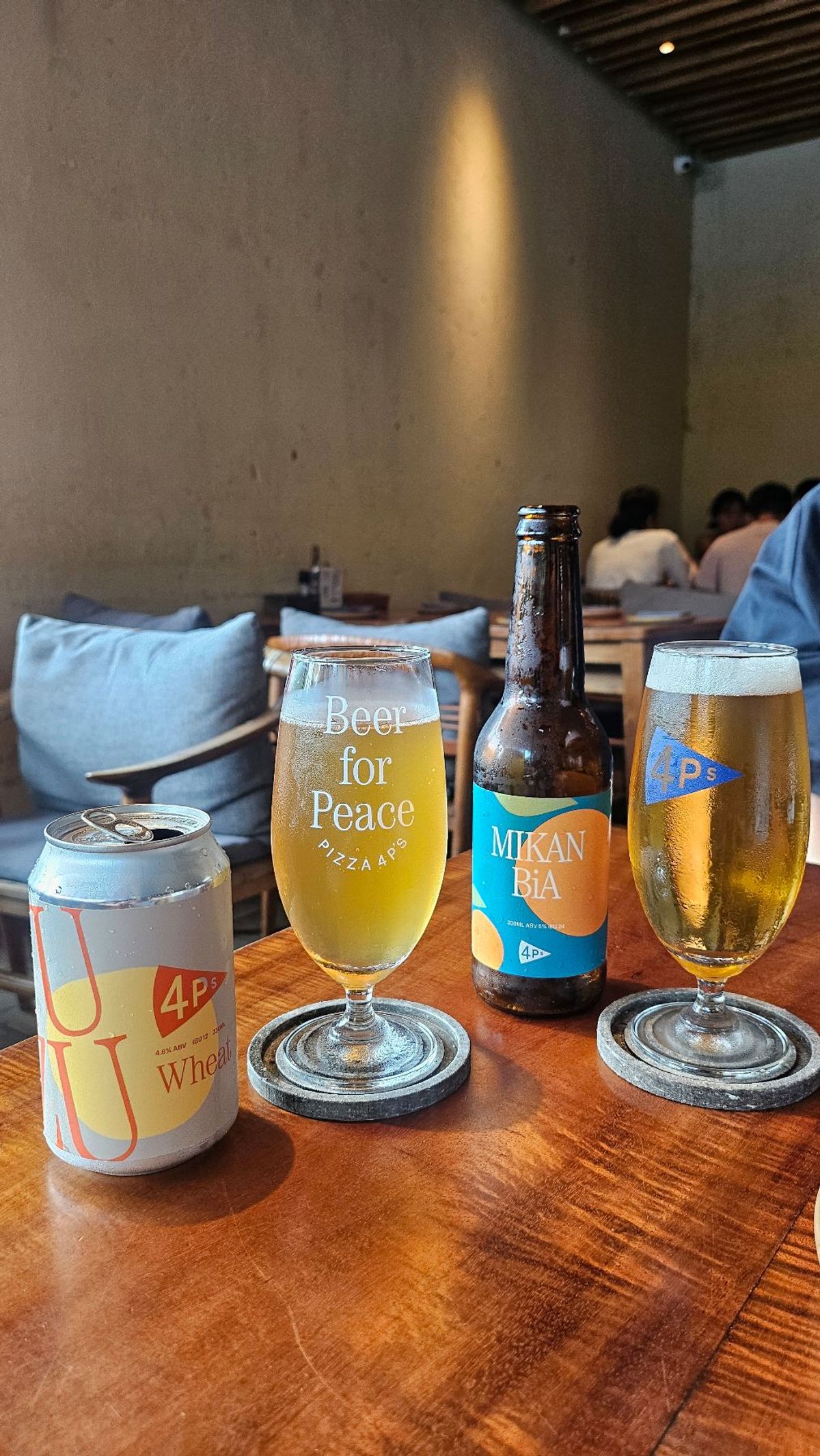 人気のPizza 4P's🍕
人気なだけあってとても美味しかった🍺💭