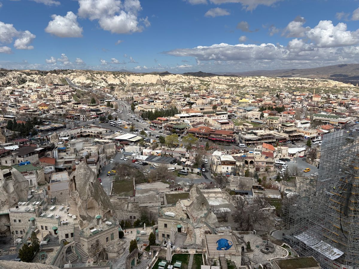 カッパドキア　ラヴァーズ ヒル
ホテルより徒歩で
ギョレメの街を一望出来ます