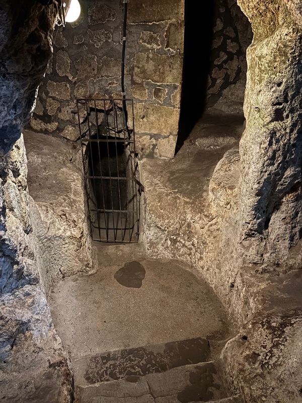 トルコ・イスタンブール「トルコ旅行」の写真：カッパドキア　デリンクユ地下都市
地下7...