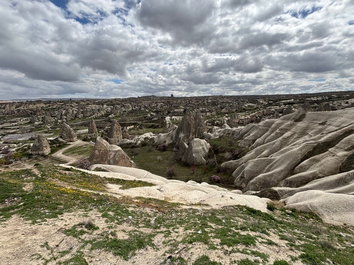 カッパドキア　ラヴァーズ ヒル
ホテルより徒歩で
ギョレメの街を一望出来ます