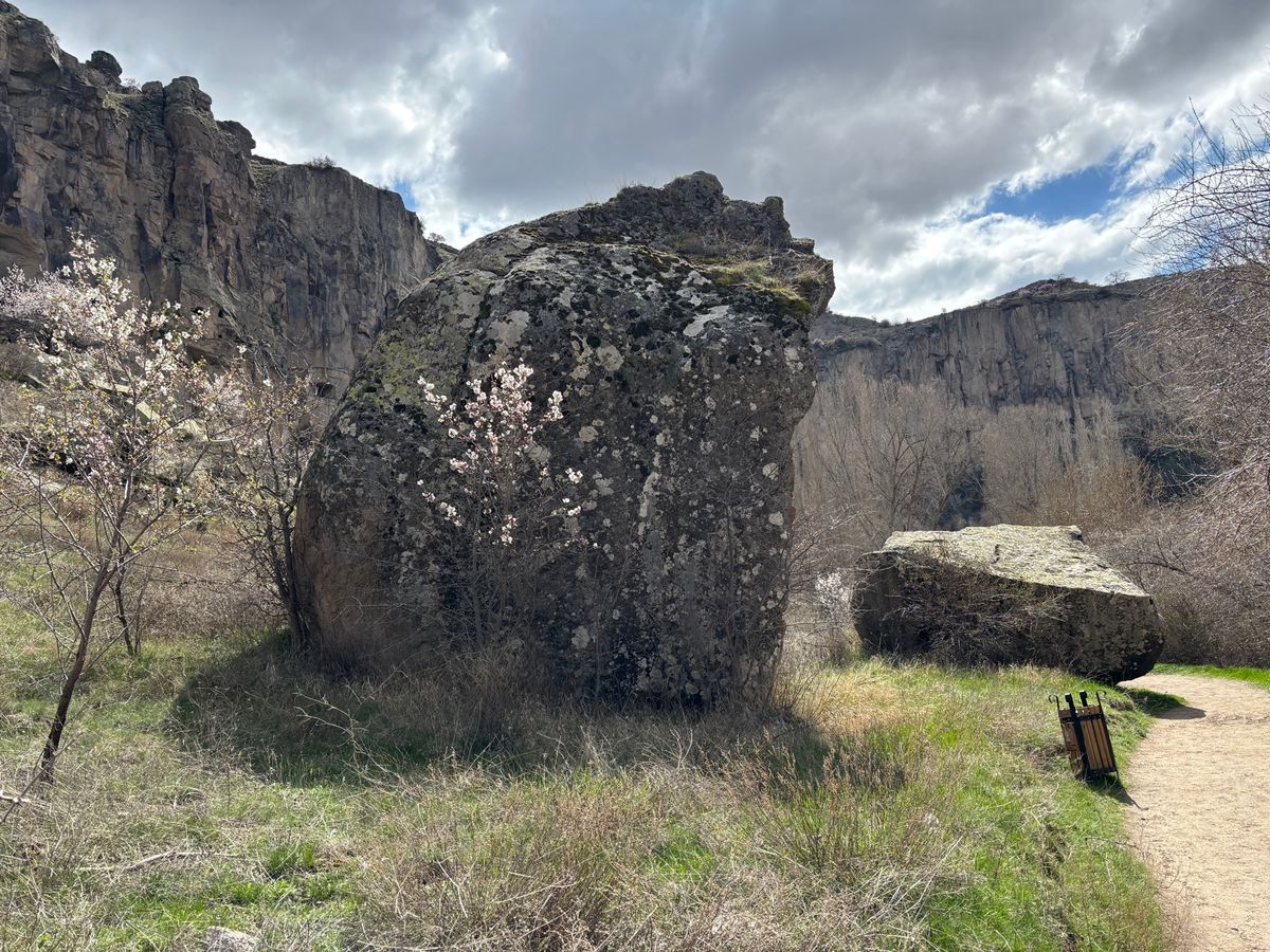 カッパドキア　ウフララ渓谷
教会は立ち入り不可で壁画を見ることはできず