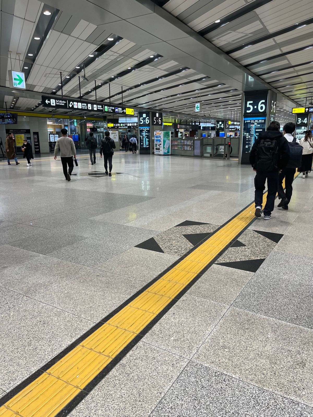 4／3大阪着　朝日ホテル宿泊