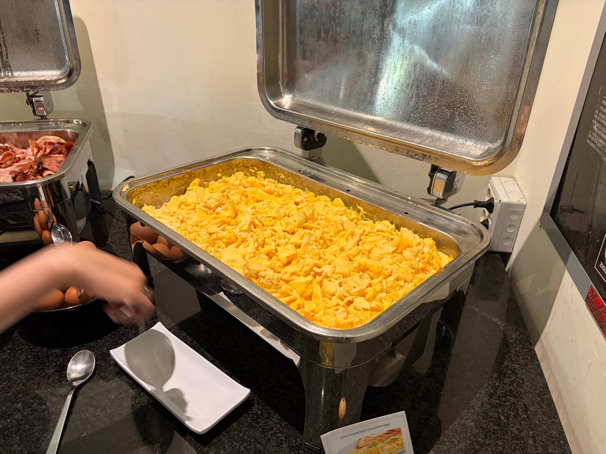 ローマのホテルの朝ごはん。