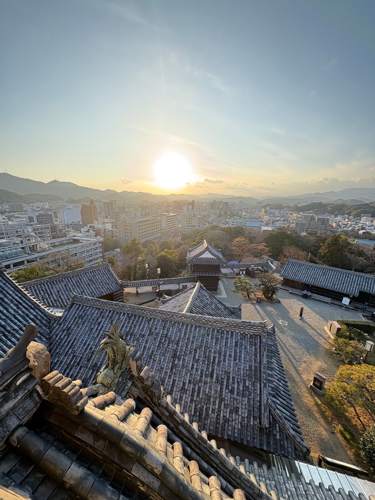 笠雲、ニコ淵、高知城