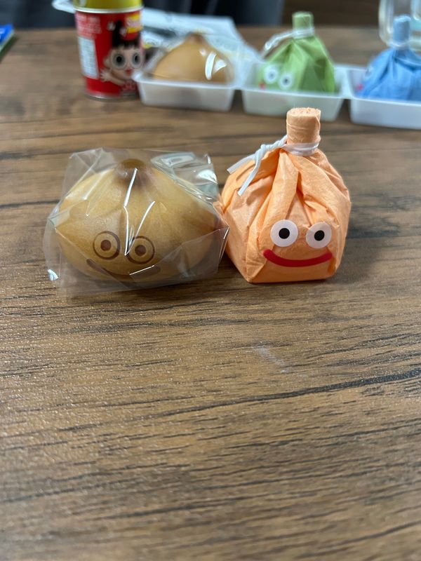 日本・愛知県「愛知方面、一人旅」の写真：スライム饅頭とスライムういろう
