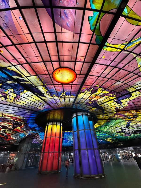 台湾・「高雄」「台北」「台湾旅行」の写真：美麗島駅に到着！
とても綺麗な駅😍