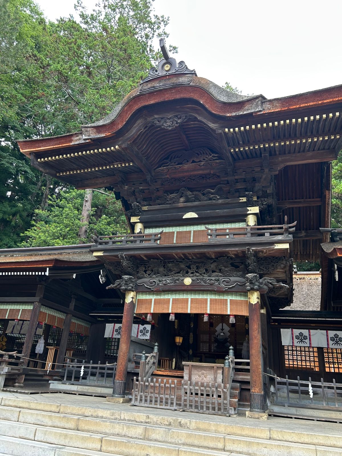 諏訪大社下社秋宮