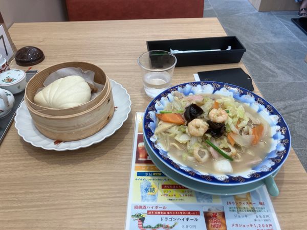 日本・佐賀県「長崎・嬉野」の写真：ちゃんぽんと角煮まんを食べてから大浦天主堂へ