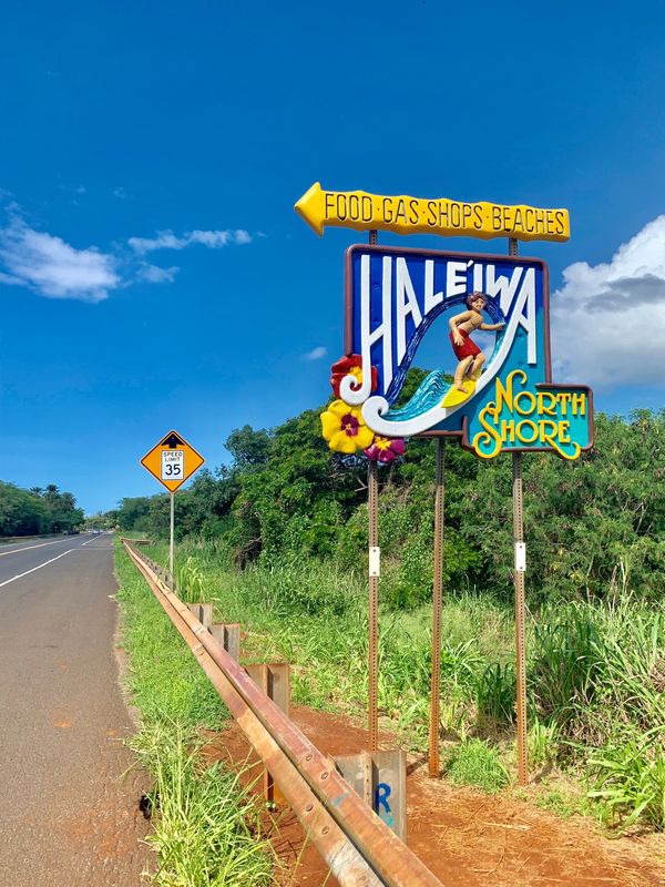 アメリカ(米国)・ハワイ「ハワイ🏄‍♀️summer vacation」の写真：ドライブ中に見つけた可愛いsignboard😍