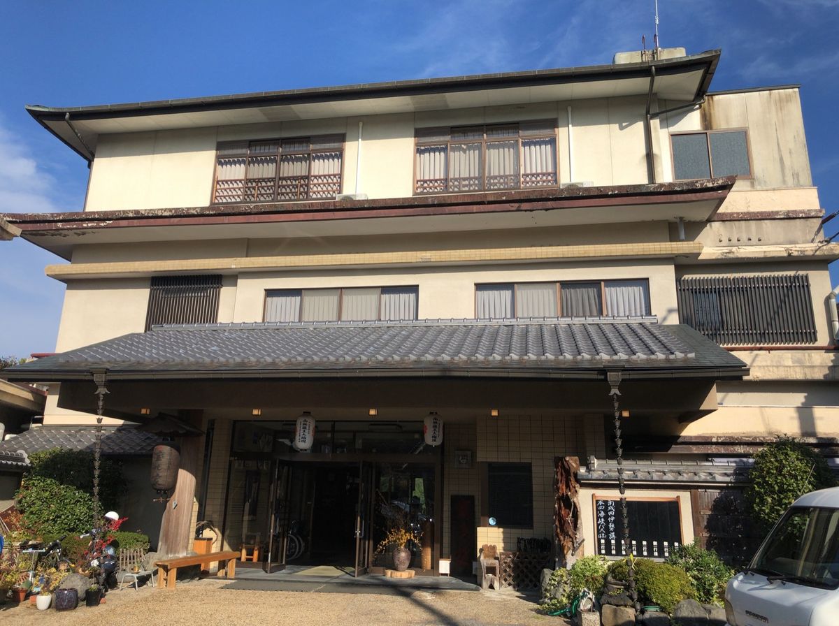 「奈良には美味いものがない」とあの文豪には書かれてしまったけれど、柿の葉寿...