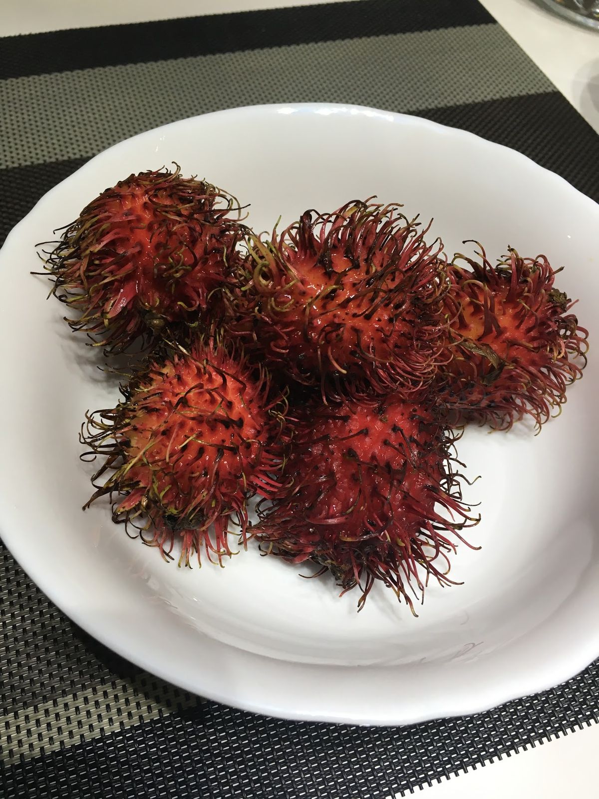 フィリピングルメ。ランブータン！！