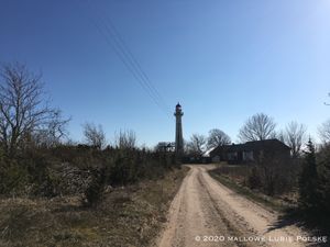 キフヌは人口500人あまりの小さな島です。島ではクルトという、ニットのスカ...