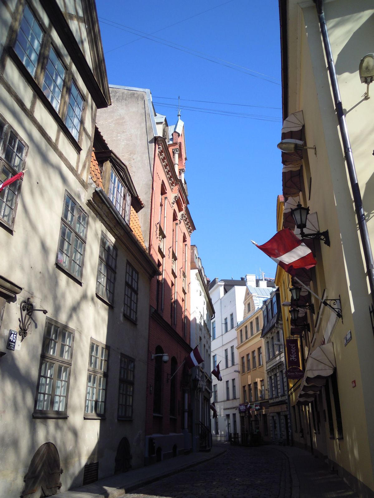 リガはね、もう綺麗です。超観光地。オサレ。
私の大好きなスターリン様式の建...