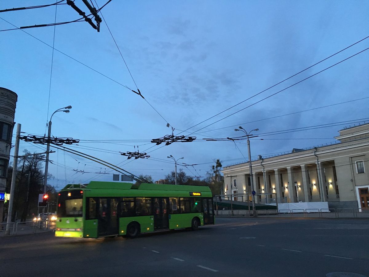 バスでカウナスへ移動。