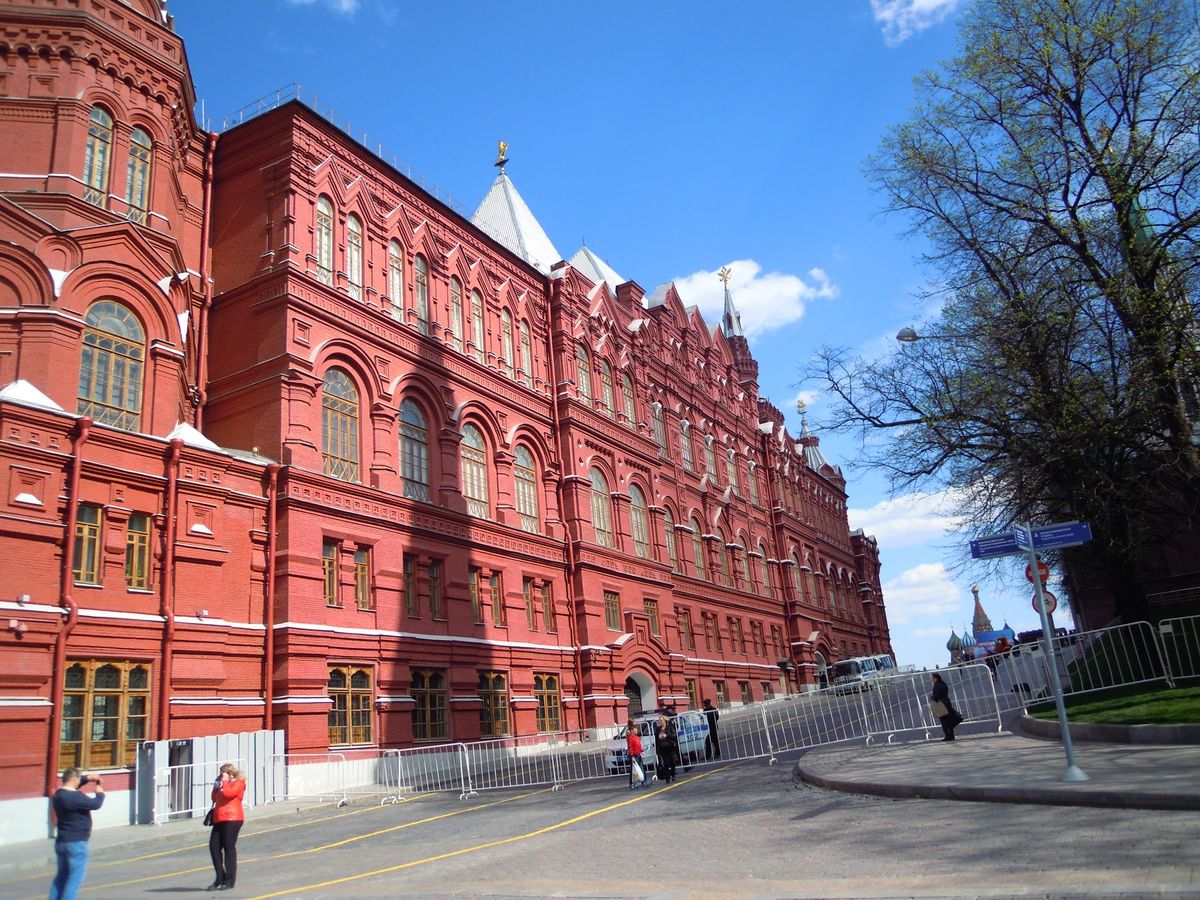 赤の広場の手前。