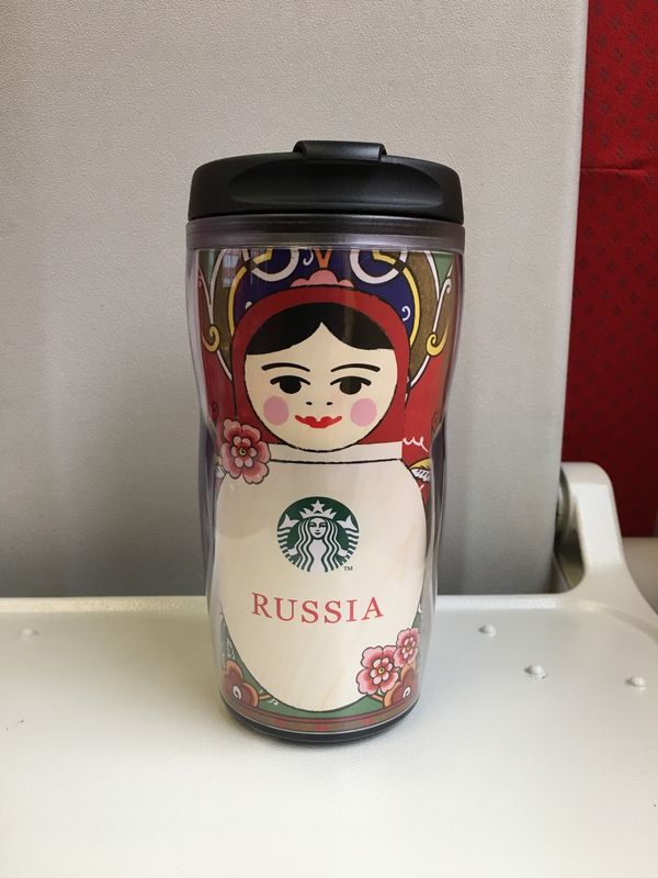 ロシア連邦・Moskva「トランジット利用してロシア」の写真：ロシアで買ったもの。マトリョシカのスタバ...