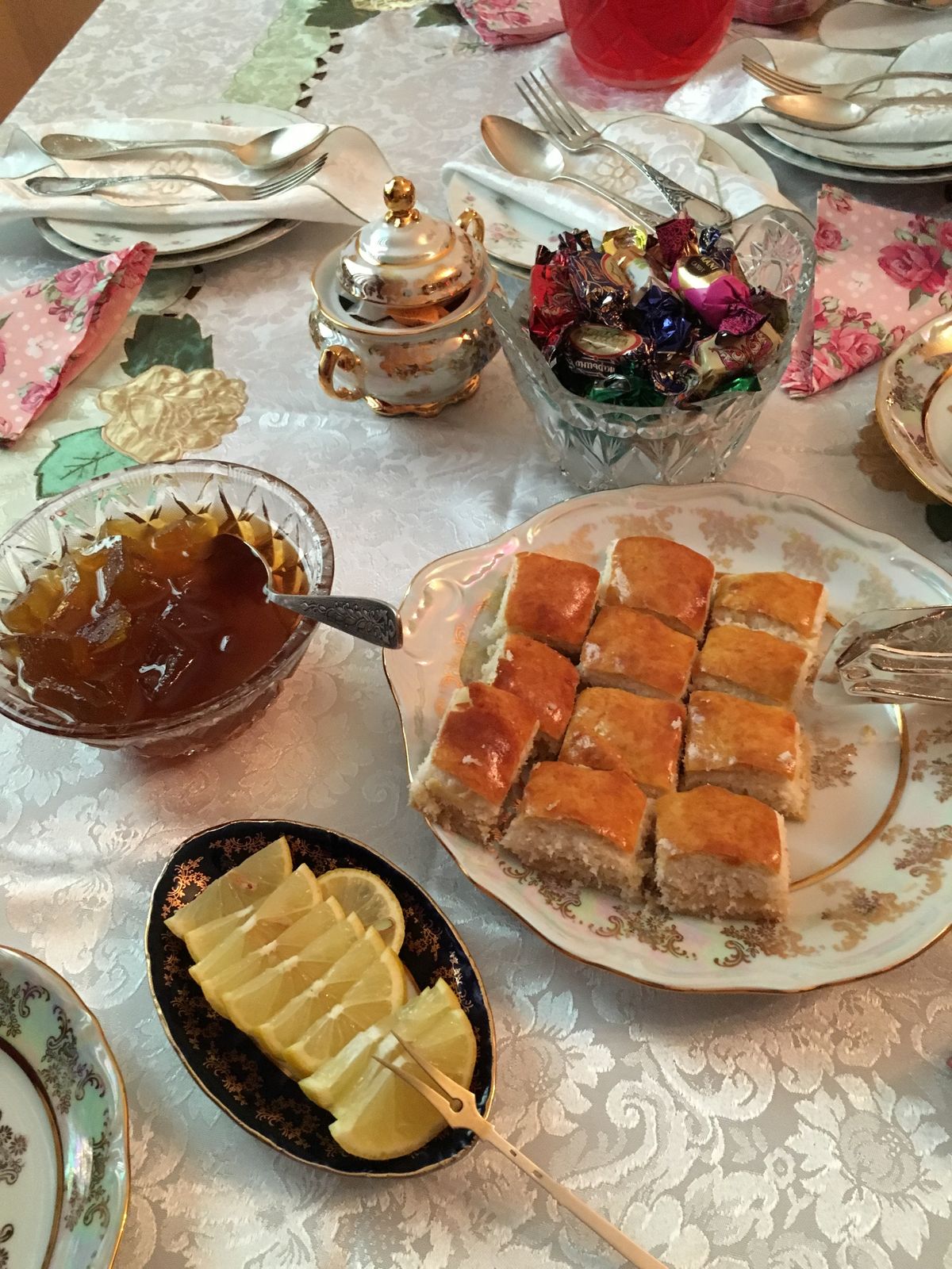 まずは友人宅でおもてなしを受ける。