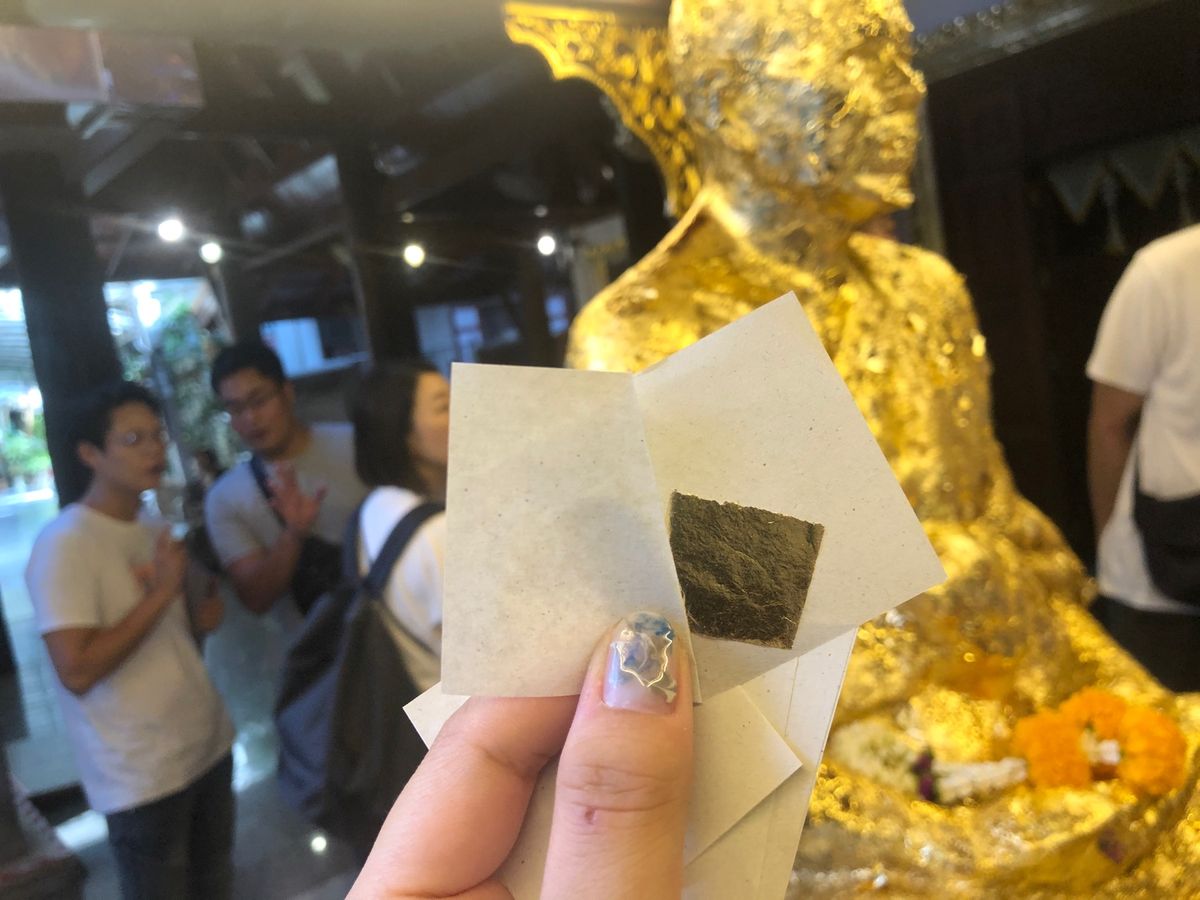 観光地色々。
金箔貼るの、ふわふわ思ったより難しくて面白かったです。
後大...