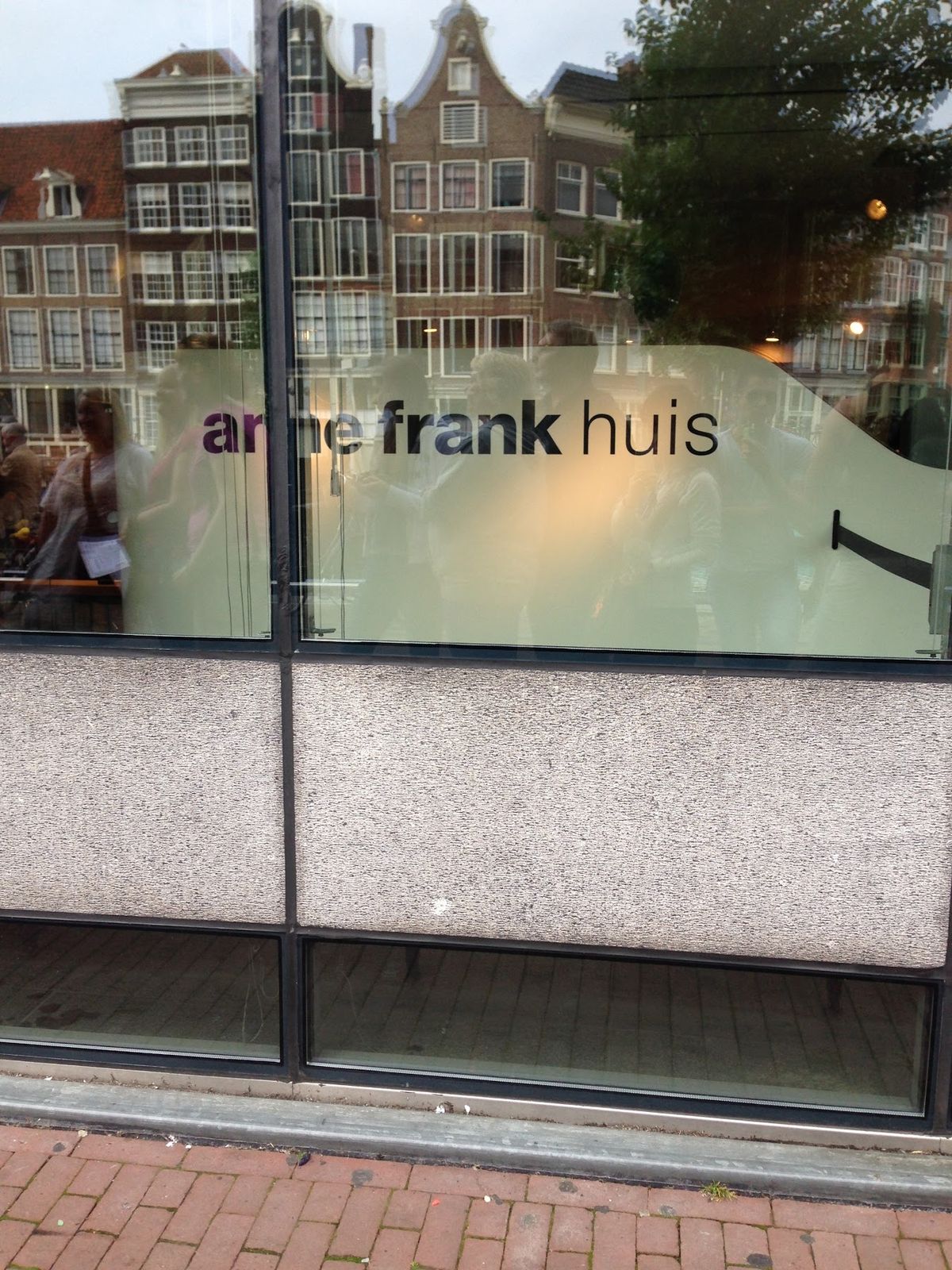 アンネフランクハウス、壁画。