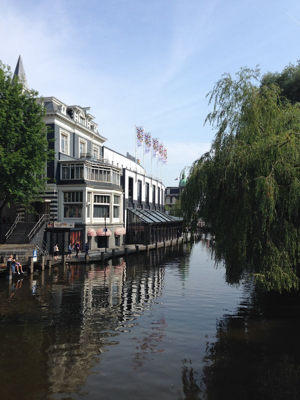 オランダ・Amsterdam「留学前にアンネフランクの家へ」の写真：アムステルダム。運河とチーズ🧀。