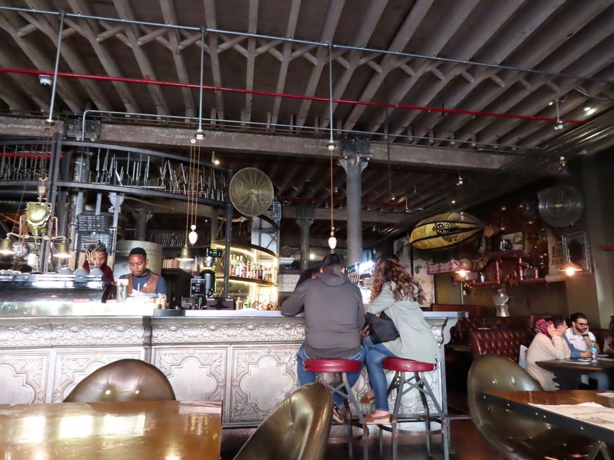 リズに教えてもらったケープタウンのオシャレカフェ、TruthCoffeeR...