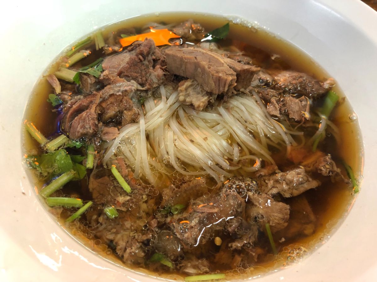 Blue Noodle

到着2日目の晩ご飯だったかな？
チェンマイの旧市...