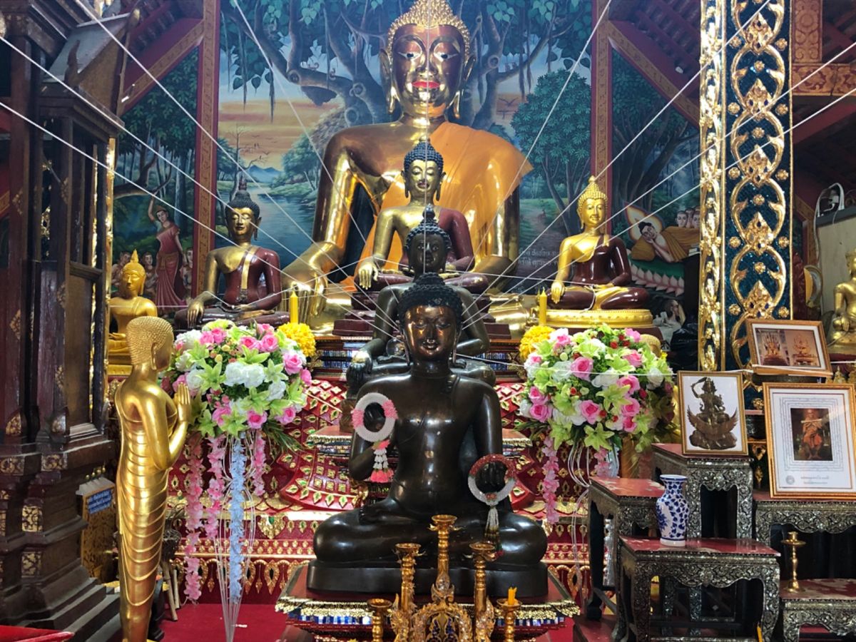 ワット ダッパイ วัดดับภัย

小さいけどすごく鮮やかなお寺
ドネ...