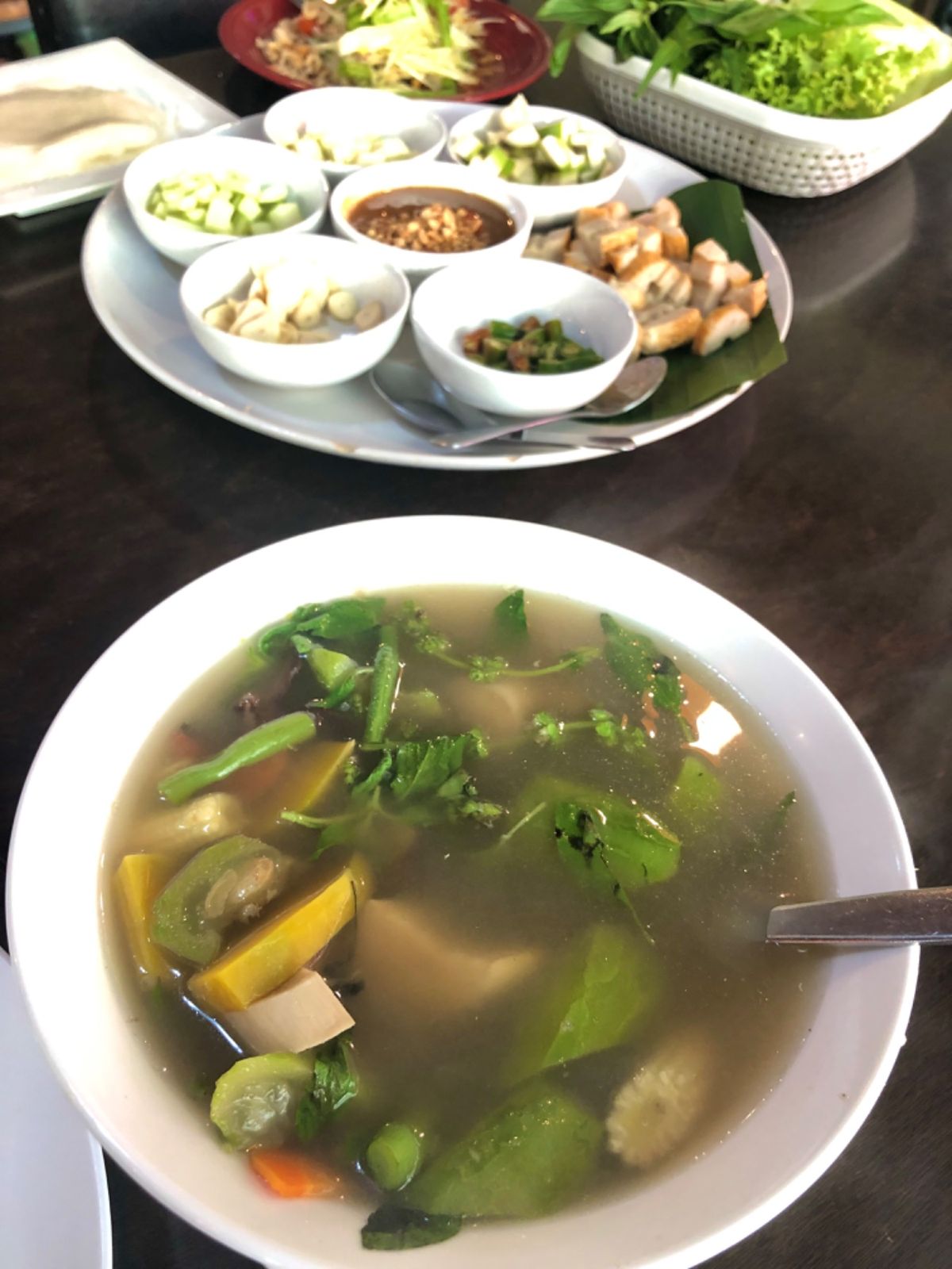 ドライバーのおっちゃんが
チェンライの地元民に聞いてくれた
オススメのタイ...