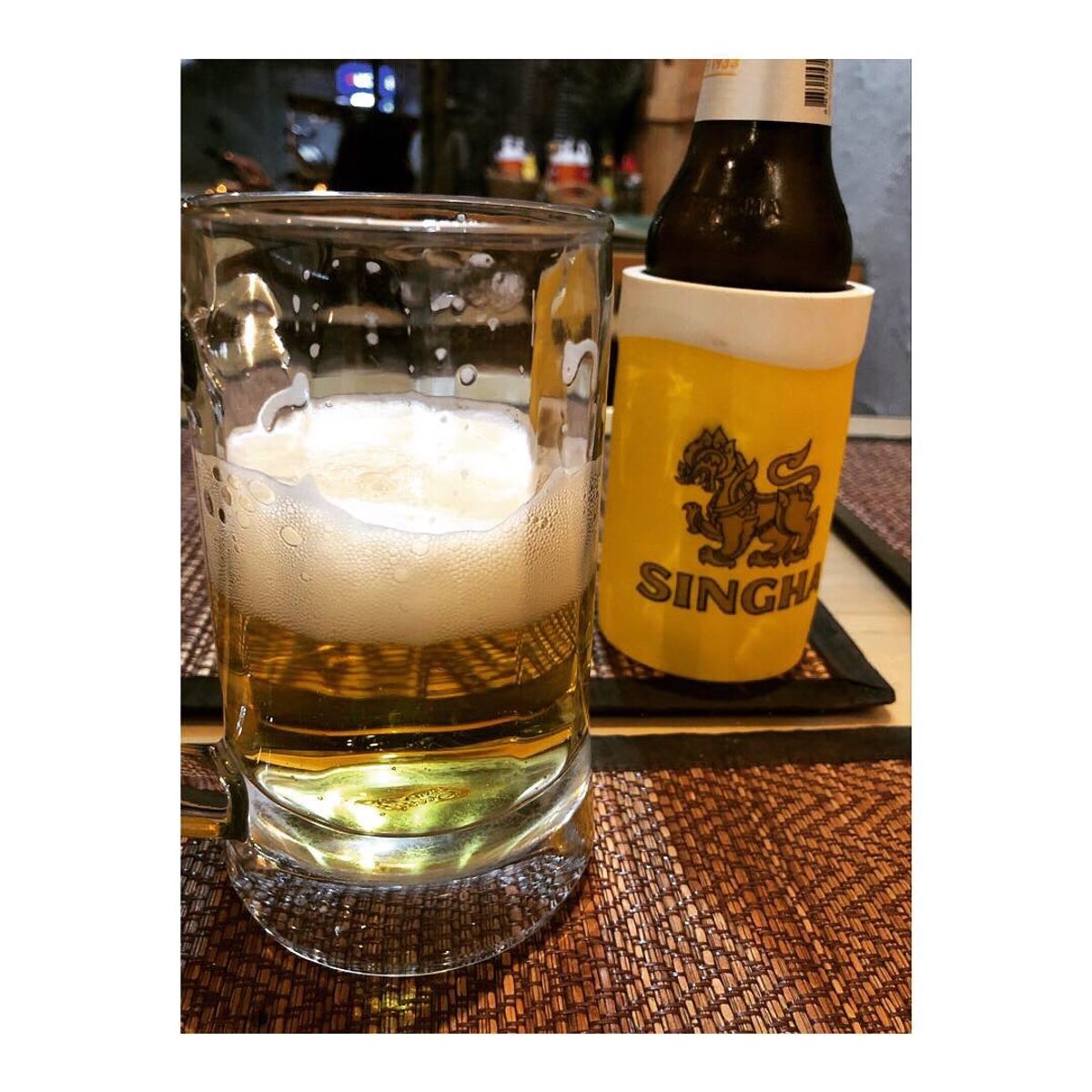 Simple Thai Cafe

初日の夜ご飯
遅延に次ぐ遅延で到着が遅...