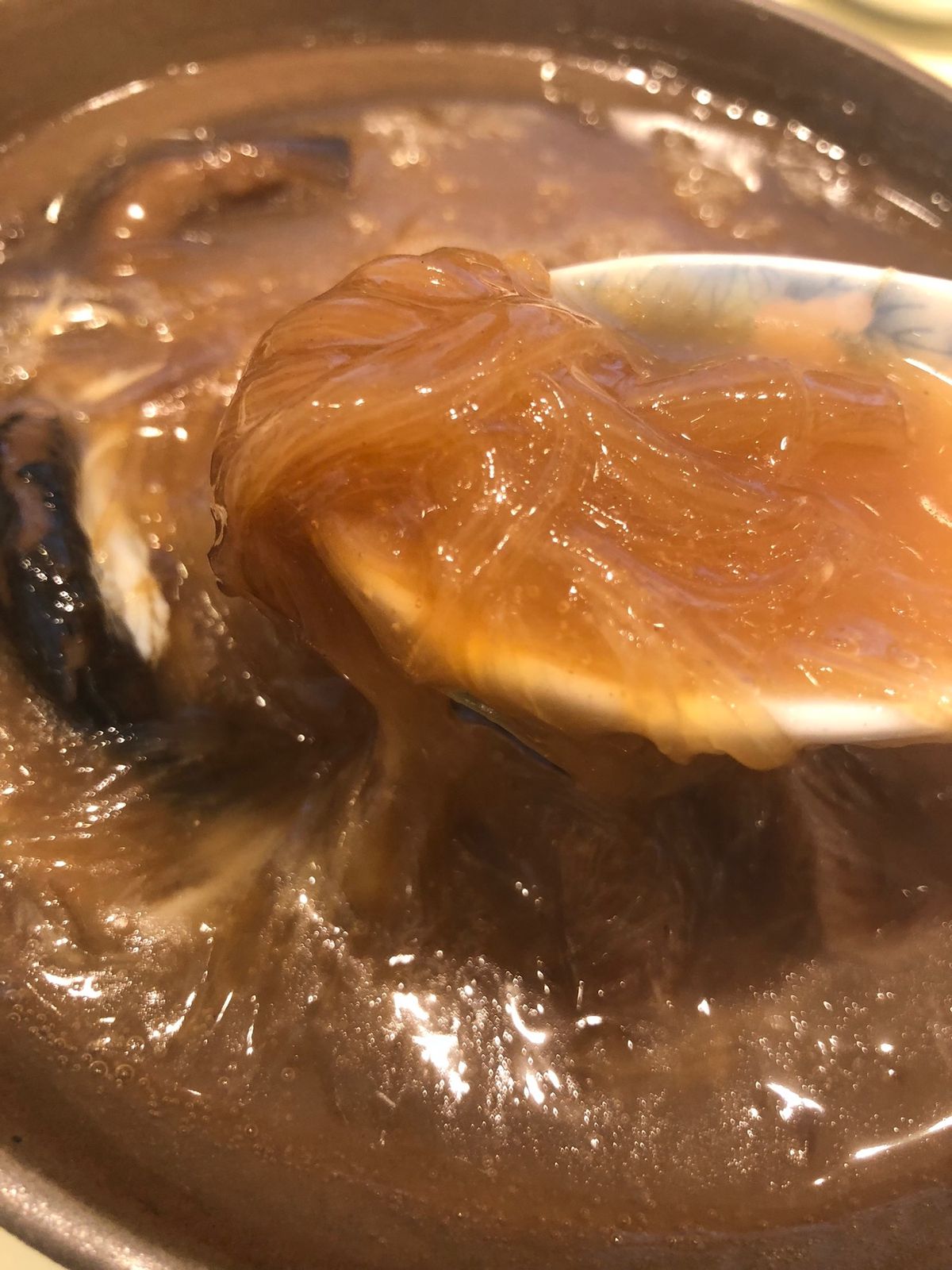 ゴールデントップレストラン
今まで食べたフカヒレスープの中で一番フカヒレた...