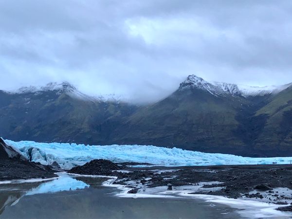アイスランド・レイキャビク「アイスランド大自然の旅」の写真：バトナ氷河に向かう途中の風景

集合場所...