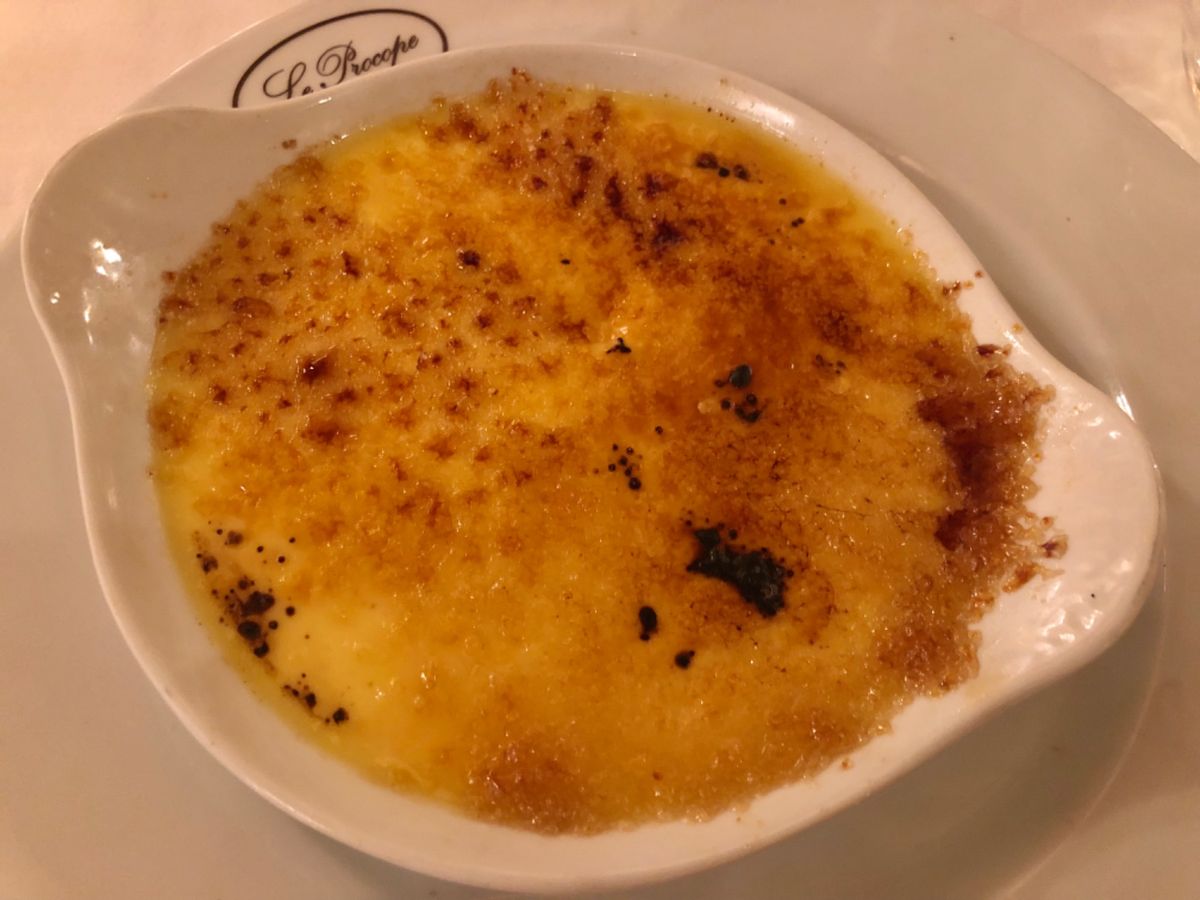 カフェ・プロコップ
1686からあるパリで一番古いカフェ
カフェという名前...