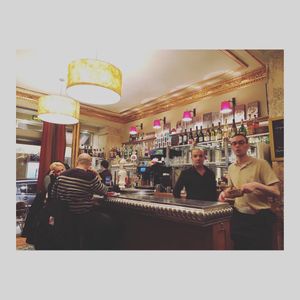 カフェ　コンスタン

知り合いに教えてもらったレストランカフェ
こじんまり...
