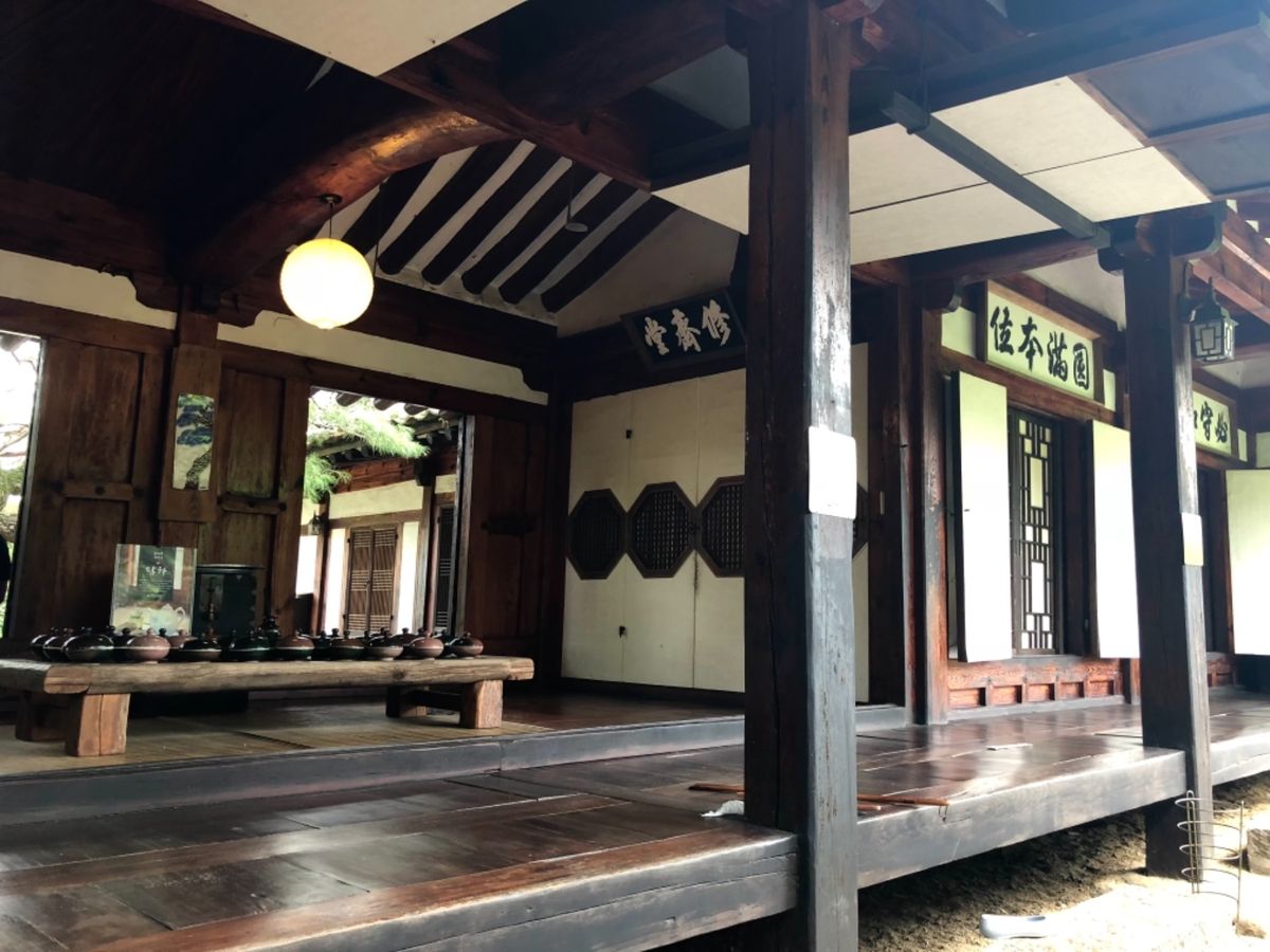 慶州の超高級レストランで
一食7〜10万くらいするらしい😳

高すぎるので...