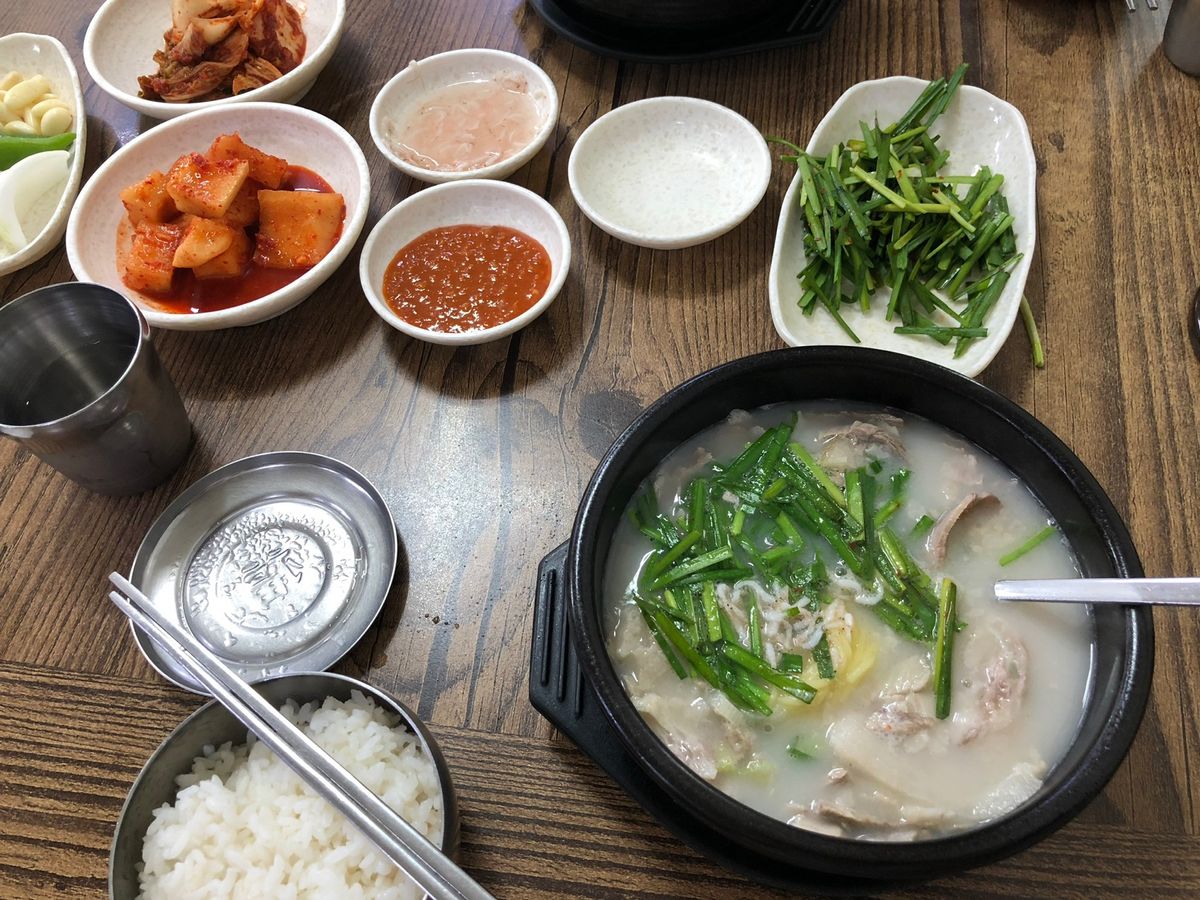 看板的に豚かなぁ…？？？
ってことかその前に食べた記憶にないスープはフグか...