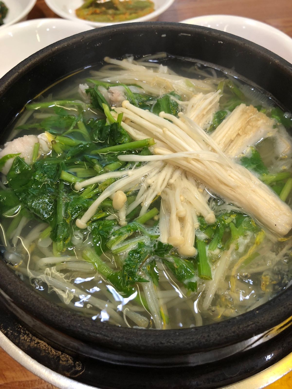 これ、どこで食べた何なのか
全然思い出せないんよなぁ…🤔

時間的に朝ごは...