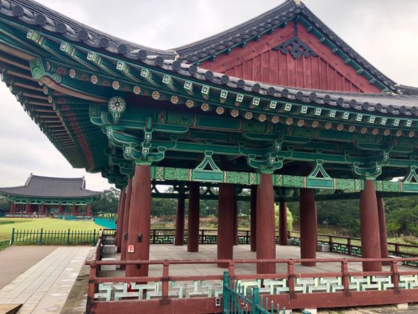 大韓民国 (韓国)・釜山「食べて食べて食べまくる！釜山ローカルグルメ」の写真：初めての慶州
まずは雁鴨池へ

ここは新...