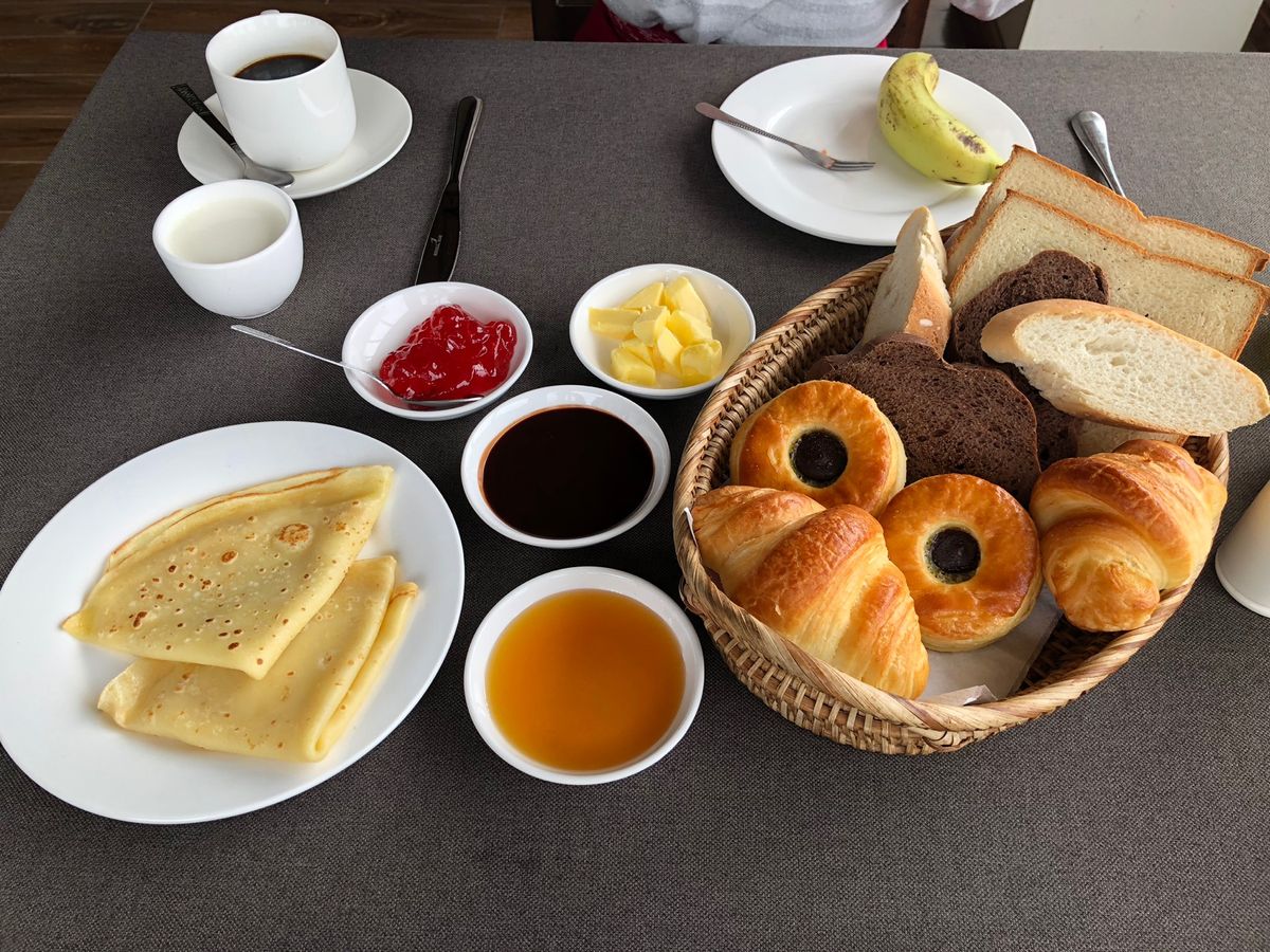 スプリング ロッジ インレー Spring Lodge Inle　

中に...