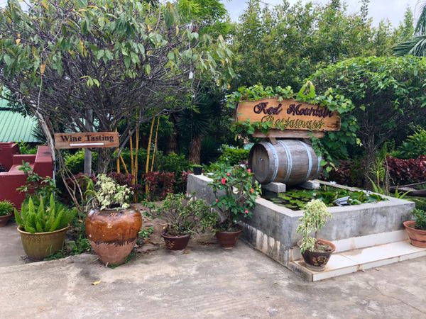 ミャンマー・ヤンゴン「ミャンマーの民族衣装ロンジーを楽しんだ旅」の写真：Red Mountain Estate ...