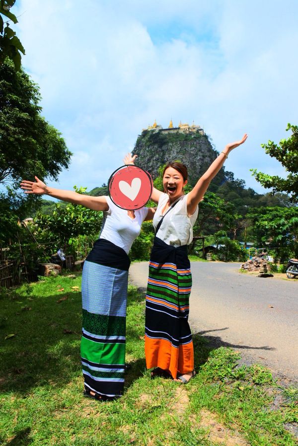 ミャンマー・ヤンゴン「ミャンマーの民族衣装ロンジーを楽しんだ旅」の写真：ポッパ山 ပုပ္ပားတောင်

ガ...