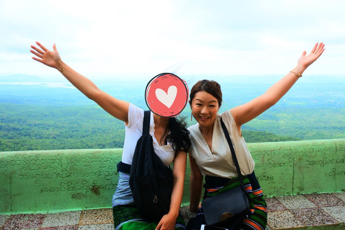 ポッパ山 ပုပ္ပားတောင်

階段がしんどかったけど上からの景色は...