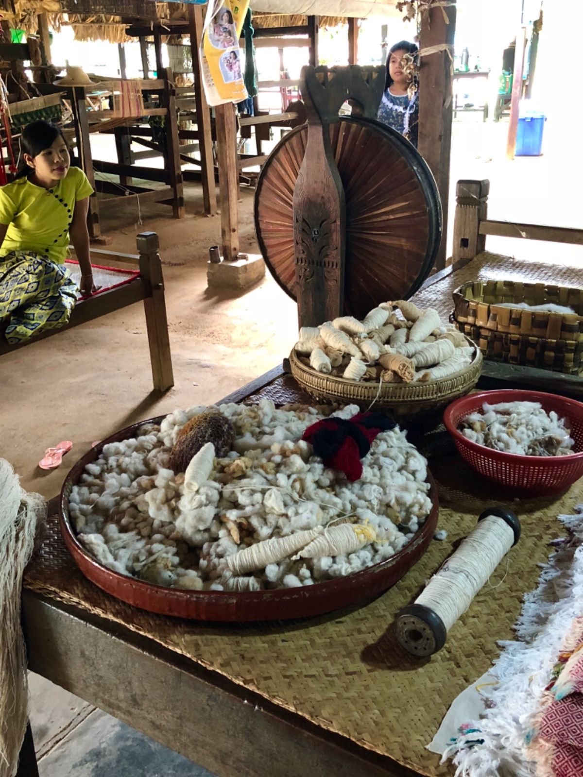 ミンナントゥー村

織物で有名な村で
ミャンマーの民族衣装のロンジーがたく...