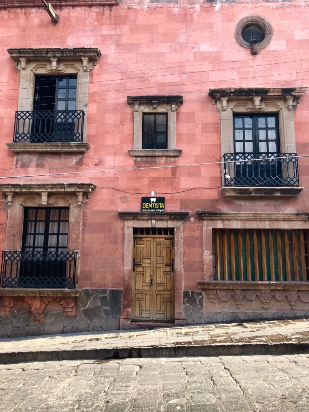 サンミゲルデアジェンデでは
バスターミナルから街の中心地まで近そうに見えた...