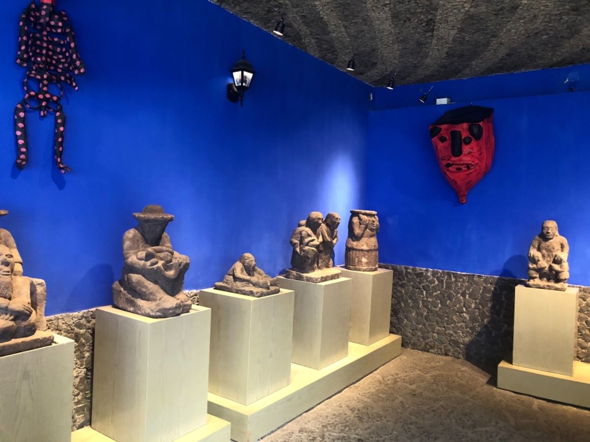 フリーダ・カーロ博物館

庭も服もフリーダカーロらしい個性で溢れてた