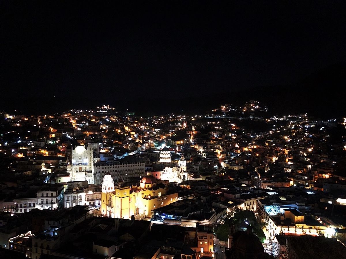 夜景が綺麗だとされるグアナファト
丘からの眺めはすごく綺麗だった！

ピピ...