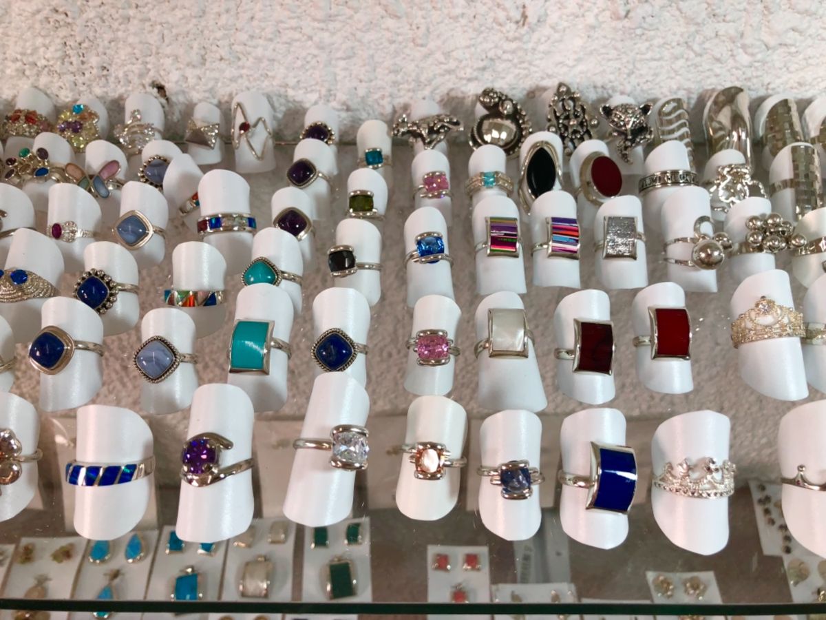 最後にアクセサリーショップへ
タスコはシルバーアクセがめちゃくちゃ安いから...