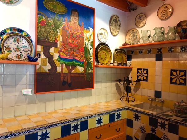 メキシコ・グアナファト「メキシコシティの周辺都市へ！！」の写真：Robert Brady Museum
...