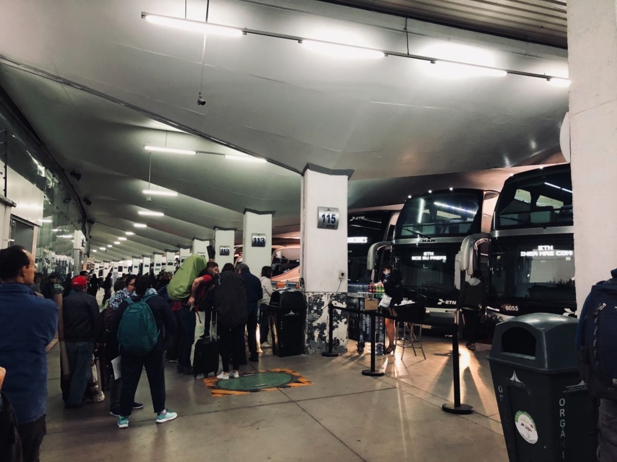 Autobuses del Norte

メキシコのバスはめっちゃ広くてリ...
