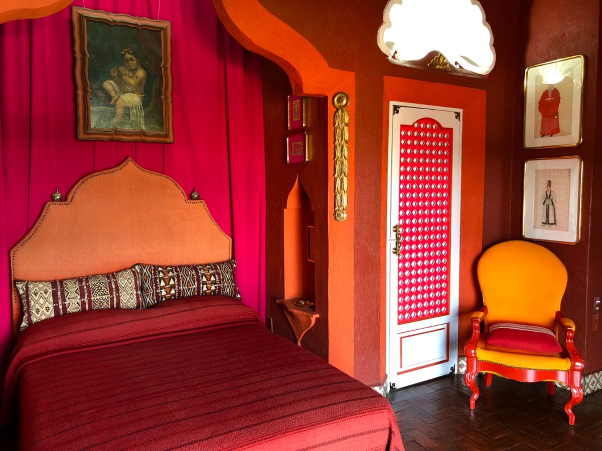 Robert Brady Museum

この寝室もアジアっぽいインテリア...